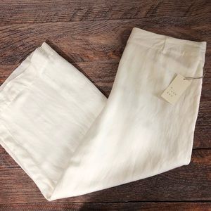 A . NEW DAY LINEN CROP PANTS